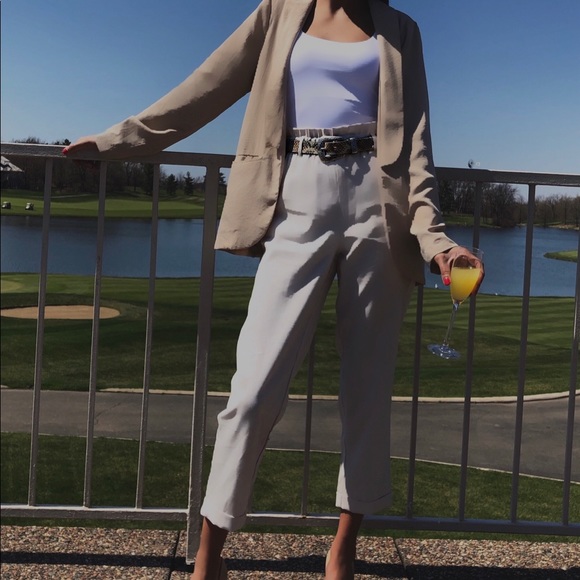 Meet your Posher, Bianca - Picture 1 of 5